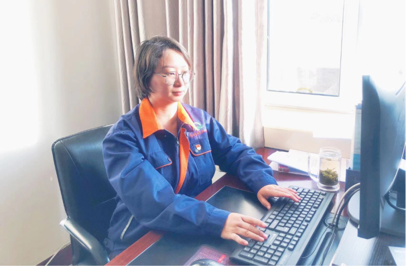 省物產(chǎn)集團(tuán)黨務(wù)工作者、先進(jìn)模范持續(xù)熱議黨的二十大精神（二）