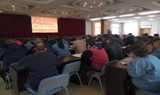 堅定信念 對黨忠誠，融會貫通 學(xué)以致用