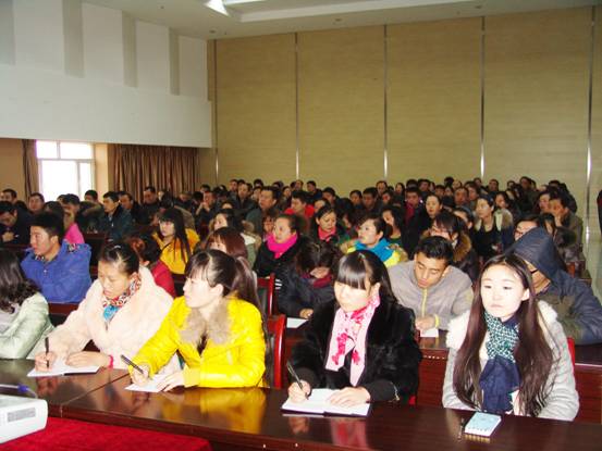 內(nèi)強(qiáng)個人素質(zhì)，外塑企業(yè)形象